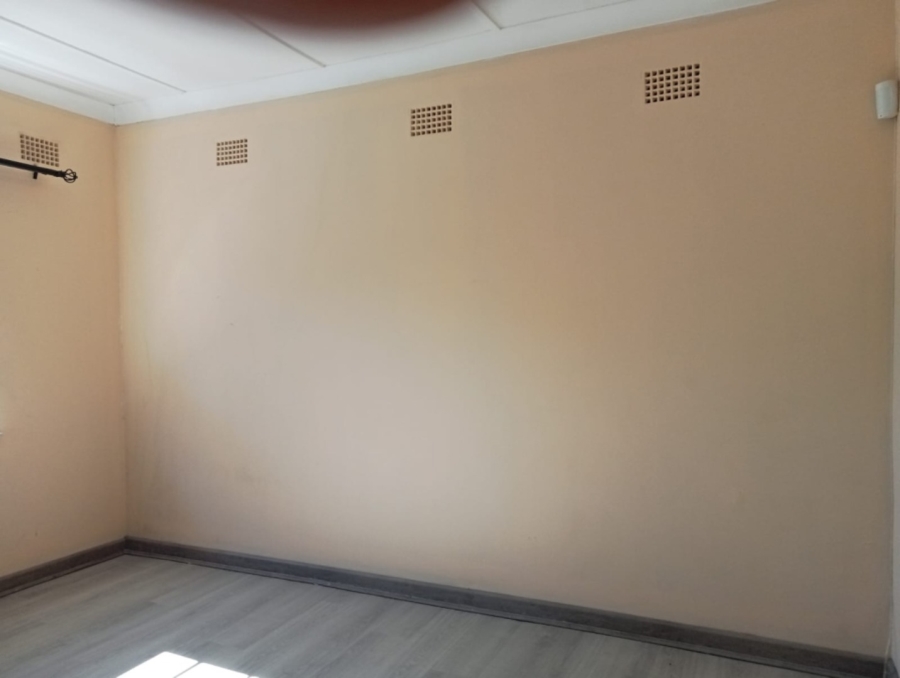 3 Bedroom Property for Sale in Beacon Bay Eastern Cape